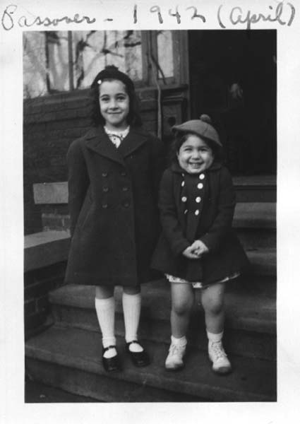 Barbara & Judy, 1942 